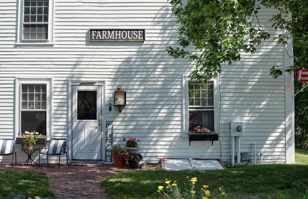 Cedar Hill Farm B & B-1